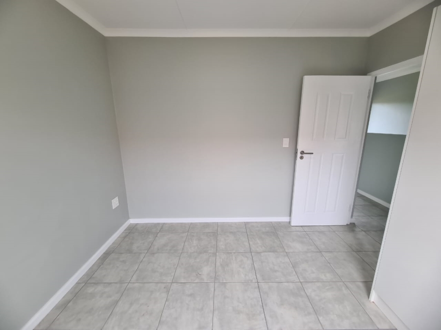 2 Bedroom Property for Sale in Kidds Beach Eastern Cape